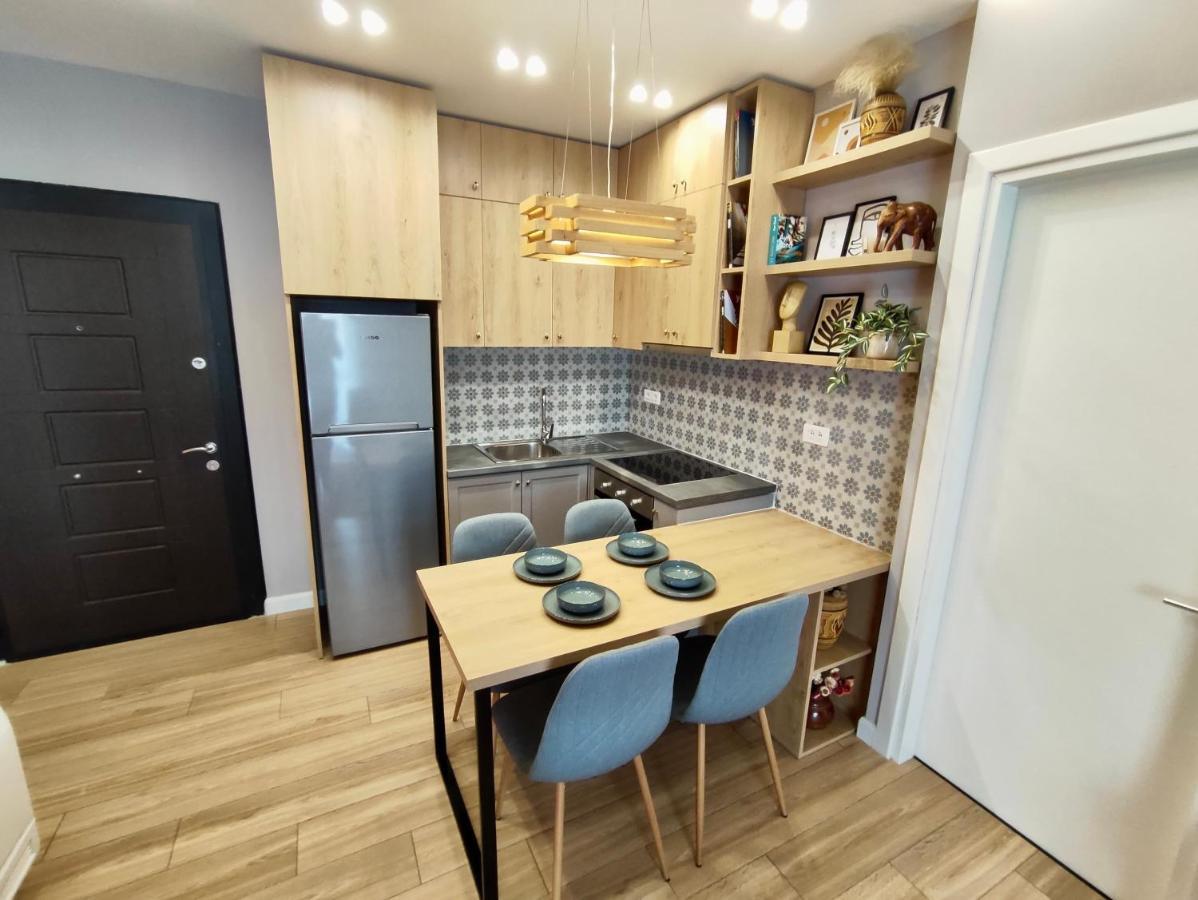 Modern Style 2br-apt - 10min To Skanderbeg Square Apartamento *